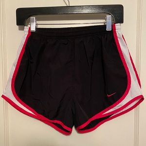 Nike | Tempo Running Short